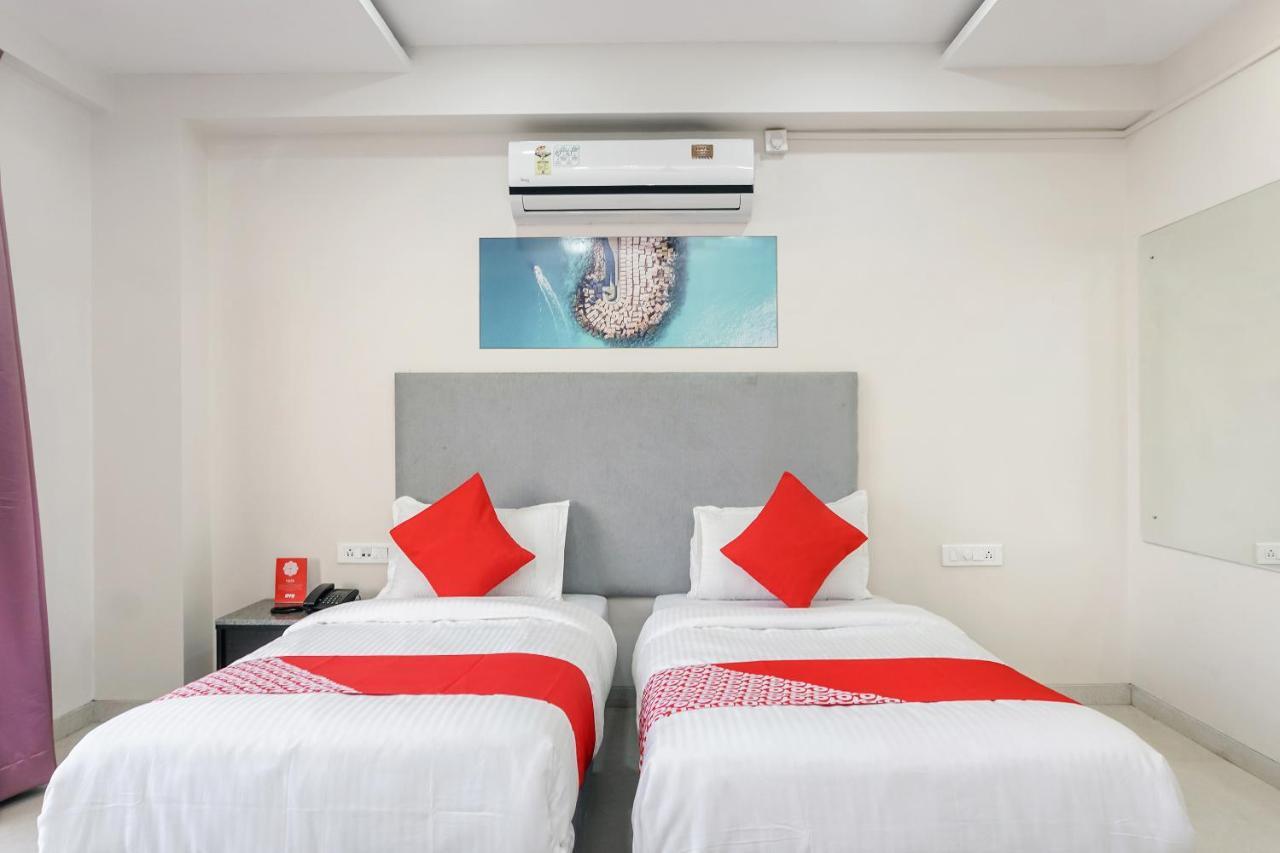 Oyo 16832 Hotel I Suite 2 Mangvadi Exterior photo