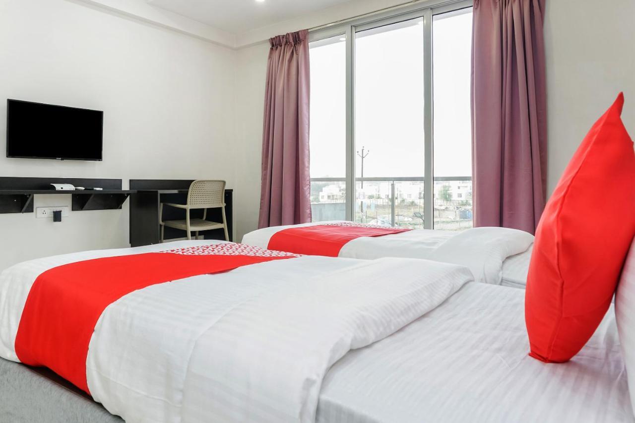 Oyo 16832 Hotel I Suite 2 Mangvadi Exterior photo